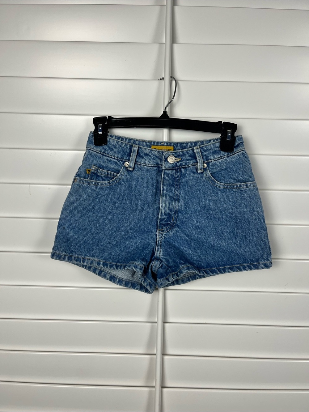 90’s vintage Blue Asphalt Medium Blue High-Rise Denim Shorts size 1